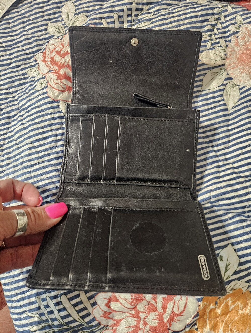 Coach Wallet - Picture 4 of 8